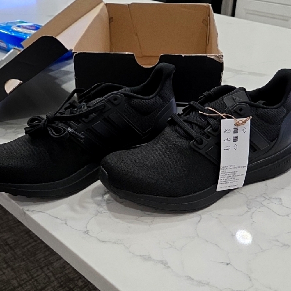 Adidas Black Women's Running Shoes Size 8 Nwt